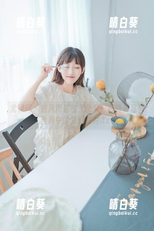 尤果网 - 随风而逝的天使梦：谭晓彤写真合集中的梦幻图片.txt