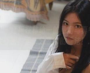 尤蜜荟 – 红裙在林幼一的私房写真中是不是太养眼？速来分享你的看法！.txt