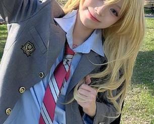 尤蜜荟 – 穿上制服美腿，玥儿玥er的专属套图分享让你心动不已！.txt