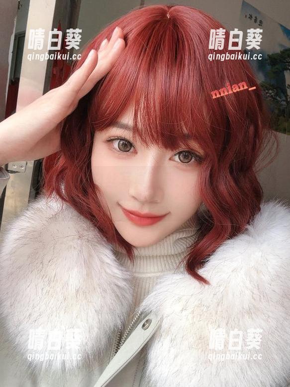 年年Nnian白丝写真下载：一场自嘲式的视觉盛宴，等你来尝试.txt