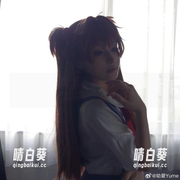 视觉盛宴：无圣光图集中的幼爱youmeko与小琪舞豹式装甲的完美结合.txt