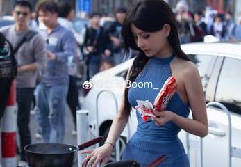 您的蛋蛋私拍美图系列：敬请期待YouMi尤蜜-旗袍武士娘的璀璨表现.txt