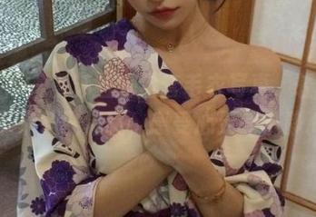推女神 – 曼苏拉娜全套毛衣写真，轻柔针织带来冬日温暖，感受心灵的宁静.txt