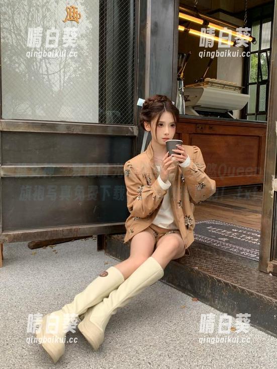 推女神 - 穿越时光的美丽，王婉悠Queen旗袍写真免费下载，尽享独特魅力！.txt