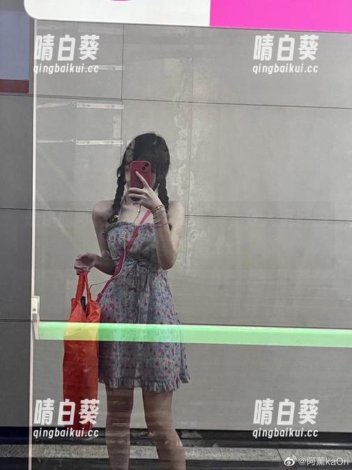 是你的阿薰呀婚纱梦幻写真，令人沉醉的套图完美瞬间.txt