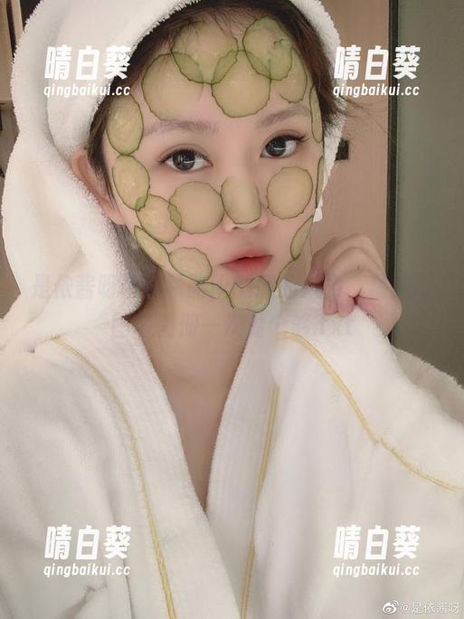 是依酱呀带你领略jk制服的魅力，精美原图与图册一次看个够.txt