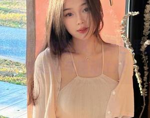 杏子夫人私拍眼中的JK：图包里藏着无尽的美丽与感动.txt
