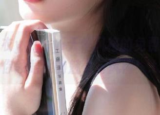 精选杨衣yangyi天使风格的免费美图，带你领略她的魅力与风情！.txt