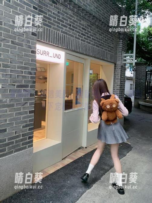 果团网 - 精选美图：黄歆苑白衬衫，在阳光下定格唯美瞬间.txt