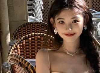 梦丝女神 – 走进王娇娇的万圣节幻想，发掘独家原图资源和灵感.txt
