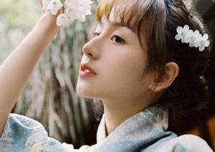 梦丝女神 – 苏柔高清写真作品，尽显连衣裙的独特魅力与风格.txt