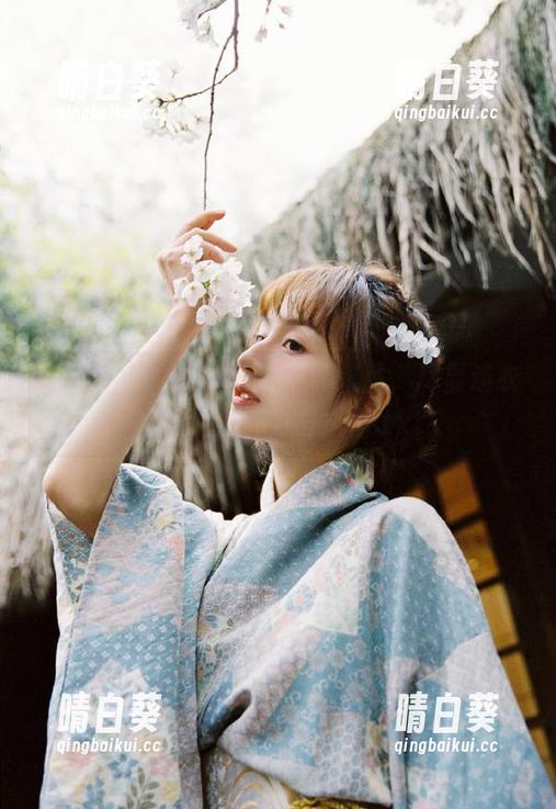 梦丝女神 - 苏柔高清写真作品，尽显连衣裙的独特魅力与风格.txt