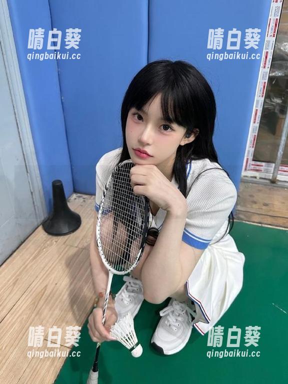 探秘白丝少女的午休时间：森萝财团独家定制图集与你分享.txt