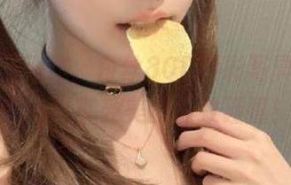 森萝财团新作：白丝80D精彩写真壁纸，让你的心灵享受美的极致碰撞！.txt