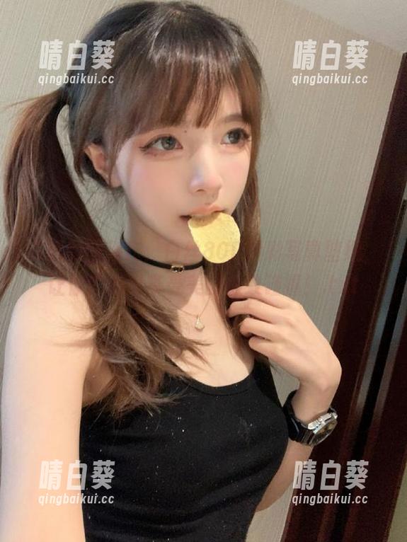 森萝财团新作：白丝80D精彩写真壁纸，让你的心灵享受美的极致碰撞！.txt