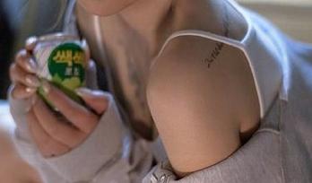 模范学院 – 获取伊小七MoMo少女写真资源，绝对免费，感受青春的无限魅力！.txt