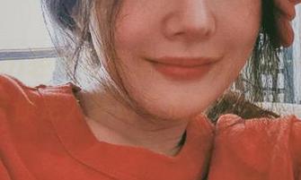 樱晚gigi轻听写真集——精选每一幅画面，带你走入梦幻与现实的交汇.txt