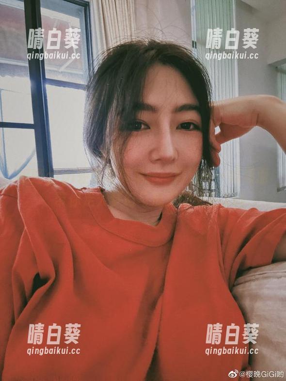 樱晚gigi轻听写真集——精选每一幅画面，带你走入梦幻与现实的交汇.txt