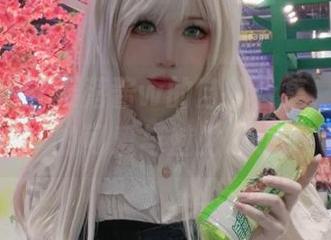 原图精选：樱落酱w的自拍合集，感受她的可爱与魅力.txt