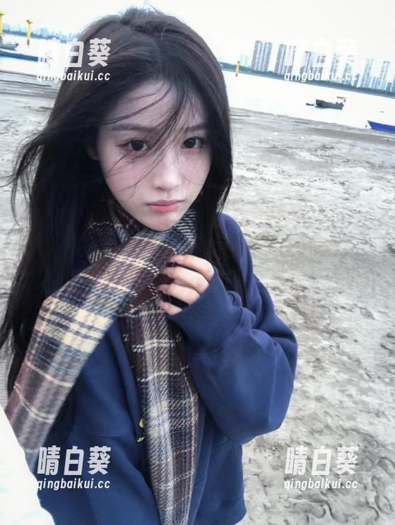 爱美足 - 高清写真集：杏儿蕾丝，让每一寸细节绽放出独特的光彩.txt