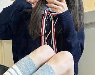 爱蜜社 – 张思允Nice短裙写真精选，图片记录她的迷人瞬间.txt
