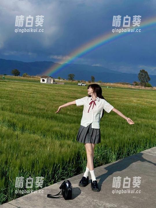 爱蜜社 - 看！杨紫嫣candy女神的写真作品集，笑得我差点把咖啡喷出来！.txt