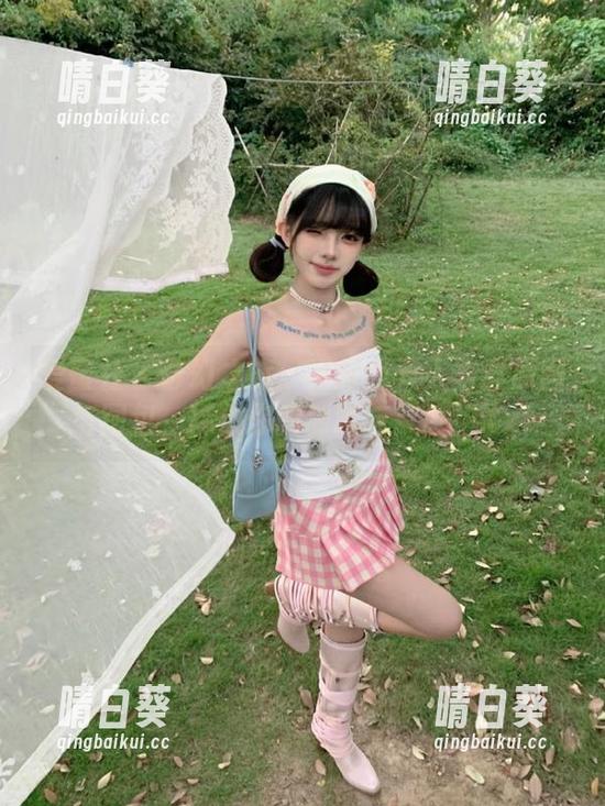 爱蜜社 - 奇幻之旅：泥鳅鳅双人写真原图与图包，释放你的创意与灵感！.txt
