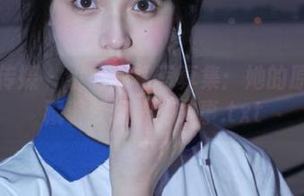 物恋传媒 – 小昭短裙写真集：她的原图中藏着梦幻般的故事.txt