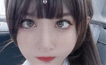 捕捉王羽杉学姐的美丽瞬间，下载她的写真全集，绝不后悔！.txt