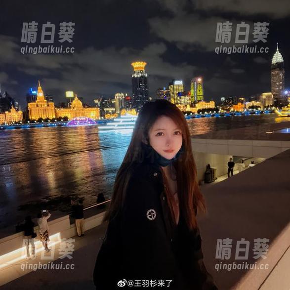 王羽杉精美分享：妹妹的绝美写真，美图让你心动不已.txt