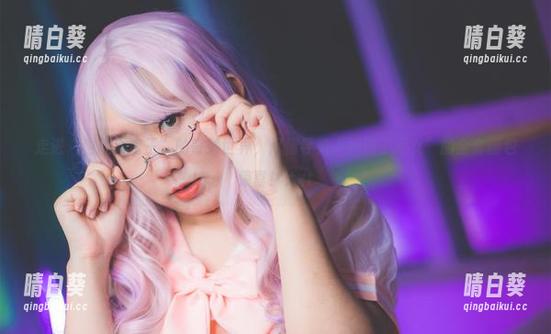 走进“甜糖大魔王”的奇妙世界，尽情寻觅“妈妈子巫女”的全套图包惊喜！.txt