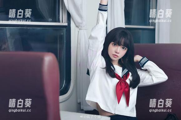 疯猫ss的丝袜狂想曲（透）：独家作品在网盘中等你发现，畅享视觉之旅.txt