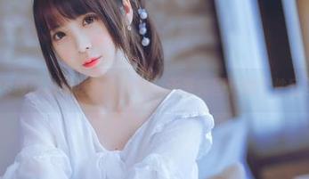 疯猫ss摄影的叛逆青春少女：无圣光图片的个性宣言.txt