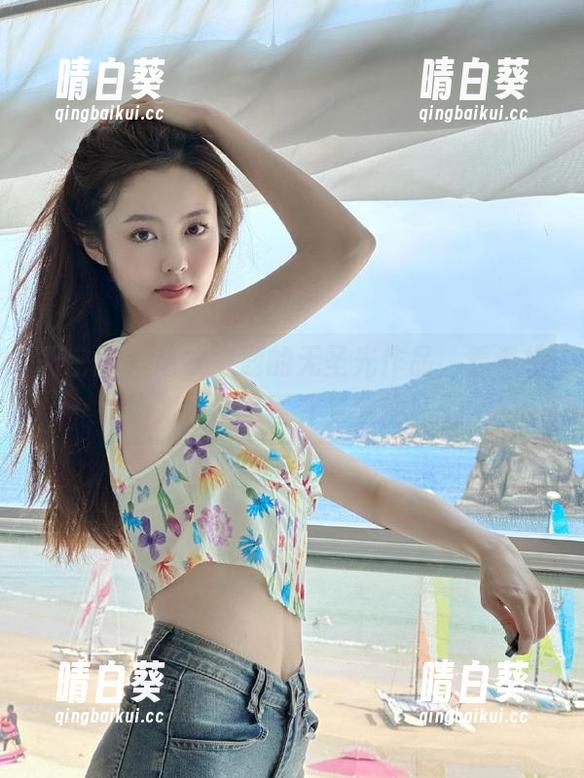 微密圈 - 毛衣主题的无圣光作品，看看相扑猫如何诠释青春与个性！.txt