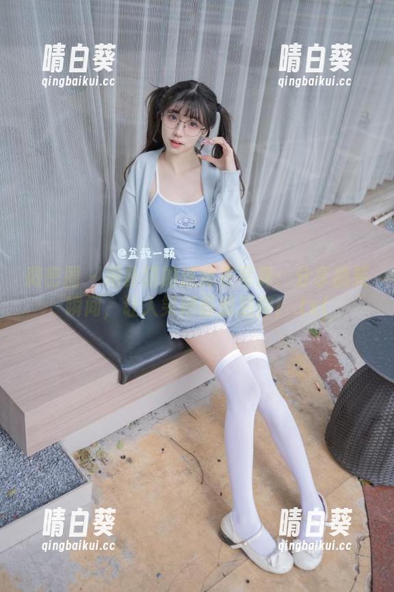 微密圈 - 相扑猫的连体衣写真：分享搞笑瞬间，让人笑得前俯后仰！.txt
