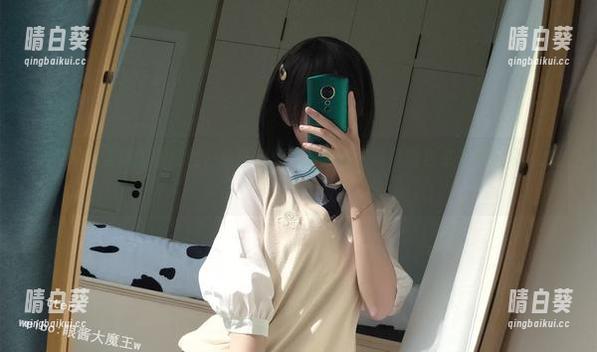 想找笑点与美丽的结合？眼酱大魔王w的油光写真图包来帮你实现！.txt