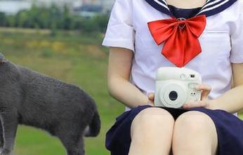 秀人网 – 蜕变与优雅：伊雪儿的秘书写真在高清图库中绽放光彩.txt