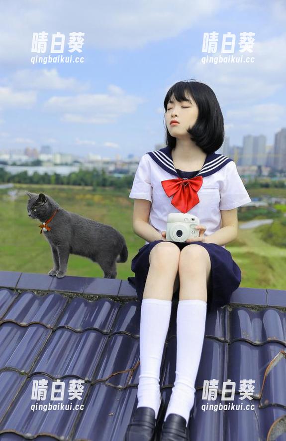 秀人网 - 蜕变与优雅：伊雪儿的秘书写真在高清图库中绽放光彩.txt
