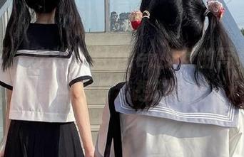 秀人网 – 走进冷月yuer少女的写真图册，探索纯真与梦想的交汇.txt