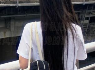 秀人网 – 细腻感人的私拍资源，千夜未来的短裙风情，尽显她的独特魅力！.txt