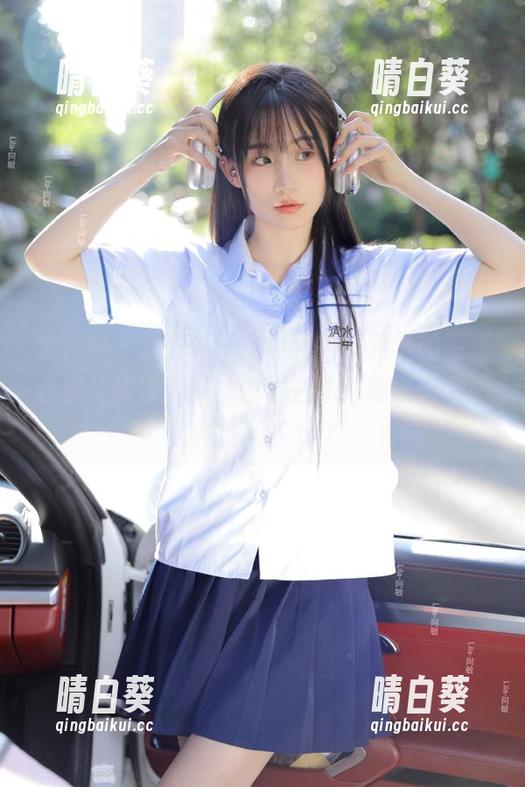 秀人网 - 周于希Sally独特视角下的写真合集：资源丰富，剧情生动，助您感受真实的艺术.txt