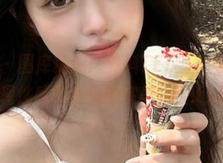 秀人网 – 图库精选：外科TEL睡衣写真，展现性感与甜美的完美结合.txt