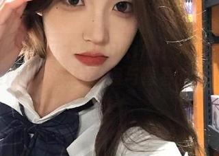 秀人网 – 超萌大橘BBKira！与她的女友写真集精选，体验甜蜜与青春的碰撞！.txt