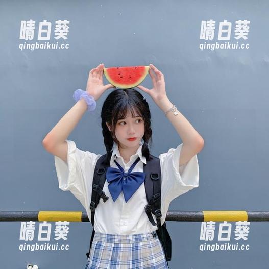 秀人网 - 免费获取奶芙乔乔的海边原创写真原图，感受心灵的海洋.txt
