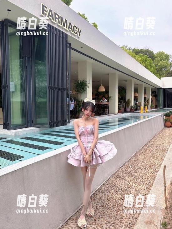 秀人网 - 娜比短裤写真分享：如何用短裤演绎不同风格的夏日魅力.txt