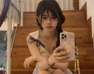秀人网 – 在这个圣诞，安然maleah用她的写真作品带你重温节日的美好，快来观看！.txt