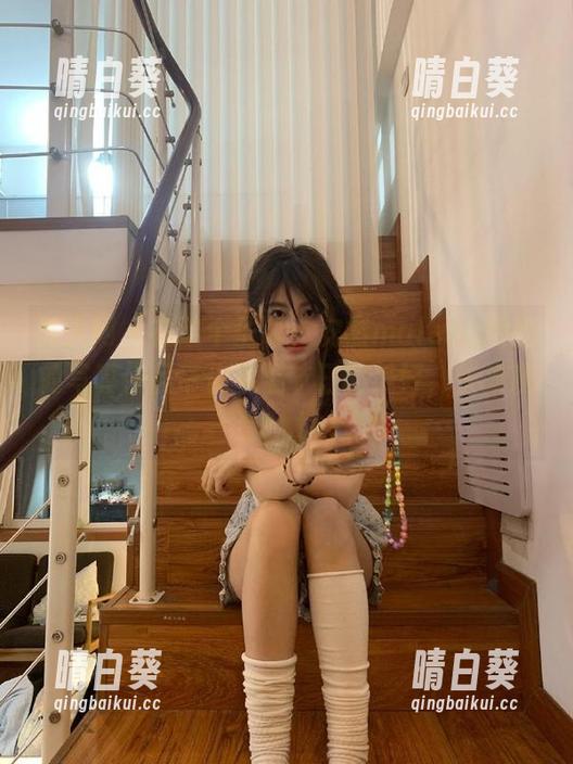 秀人网 - 在这个圣诞，安然maleah用她的写真作品带你重温节日的美好，快来观看！.txt