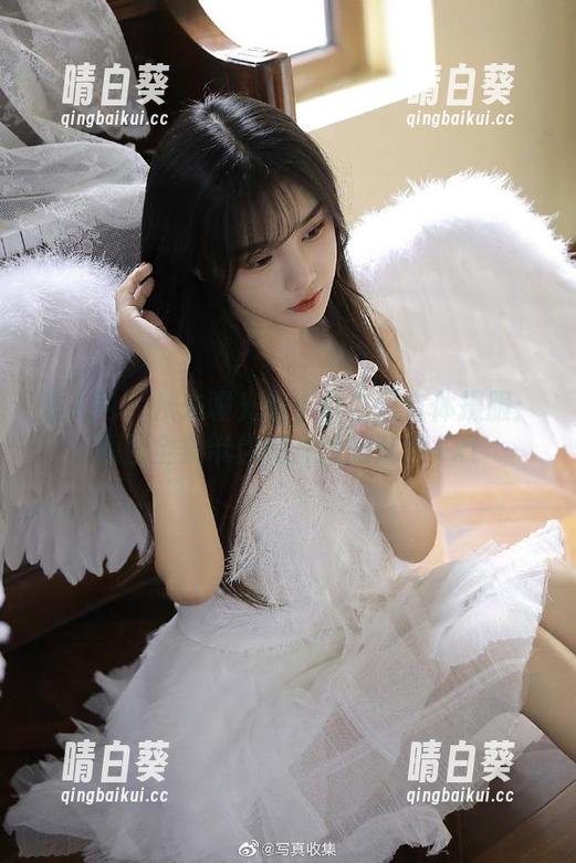 秀人网 - 从未曝光的小小白思宜体操服：原图全集带你揭开她的魅力.txt