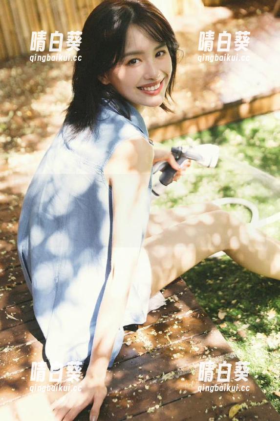 秀人网 - 免费畅游小芭乐的女仆写真世界，享受每一幅作品带来的视觉震撼与灵感！.txt