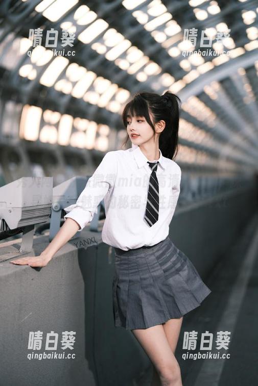 秀人网 - 从徐微微mia的高清图片中，探寻她私房魅惑的秘密与性感哲学.txt